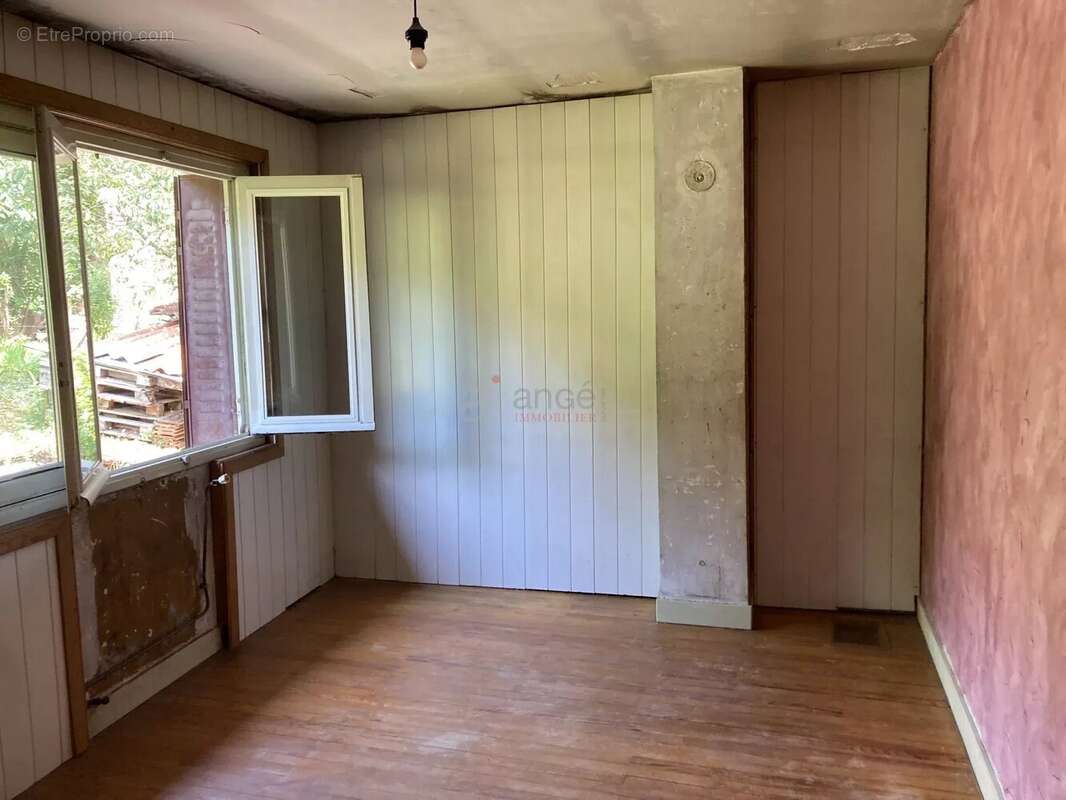 Maison à AMBERIEU-EN-BUGEY