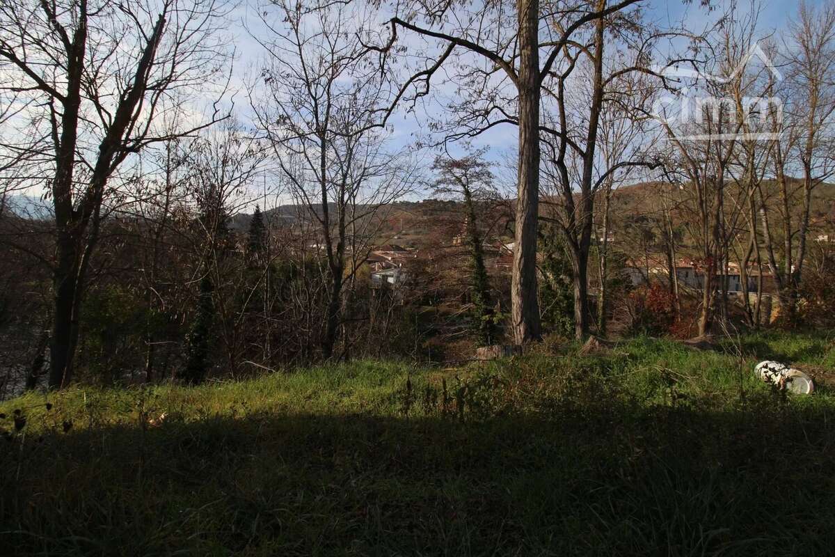 Terrain à CAMPAGNE-SUR-AUDE