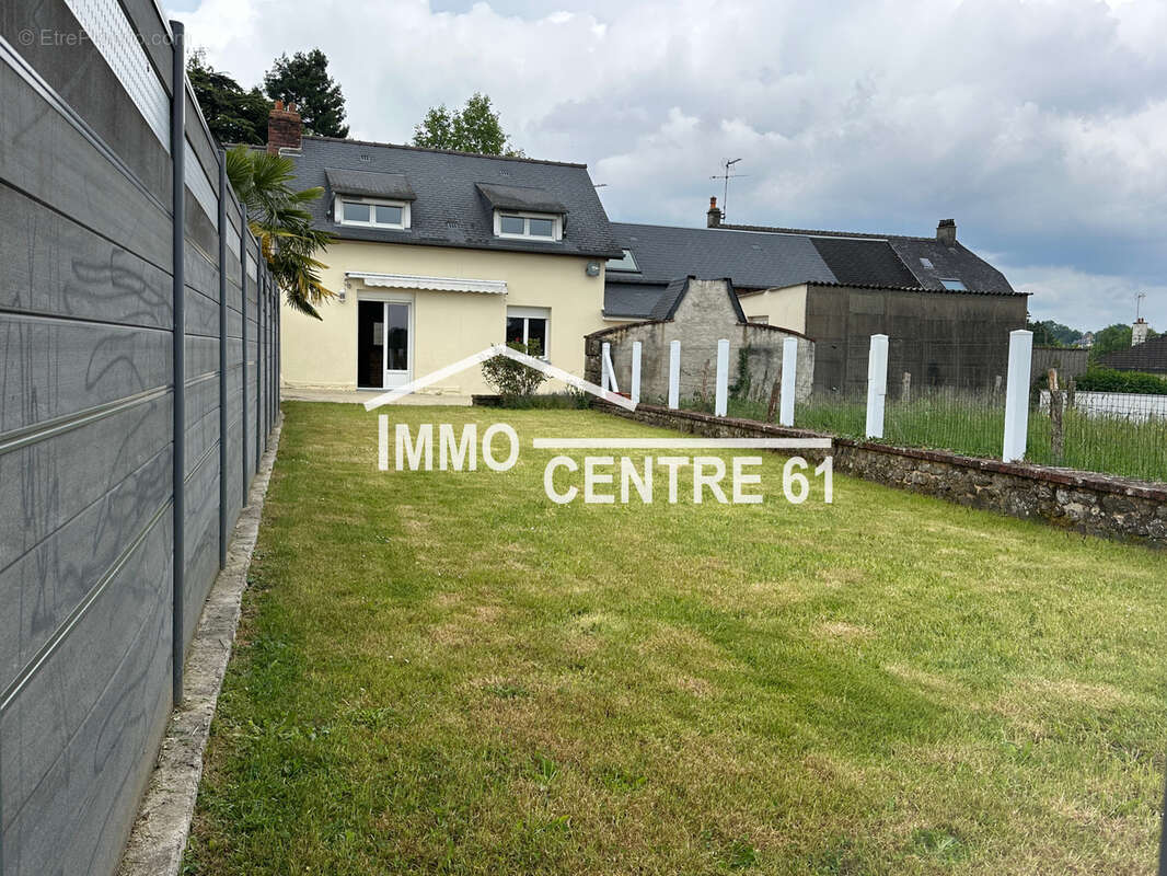 Maison à LA FERTE-MACE