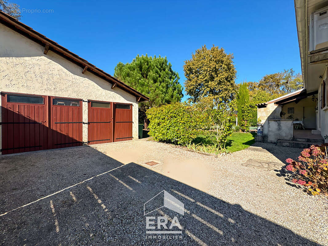 Maison à MERIGNAC