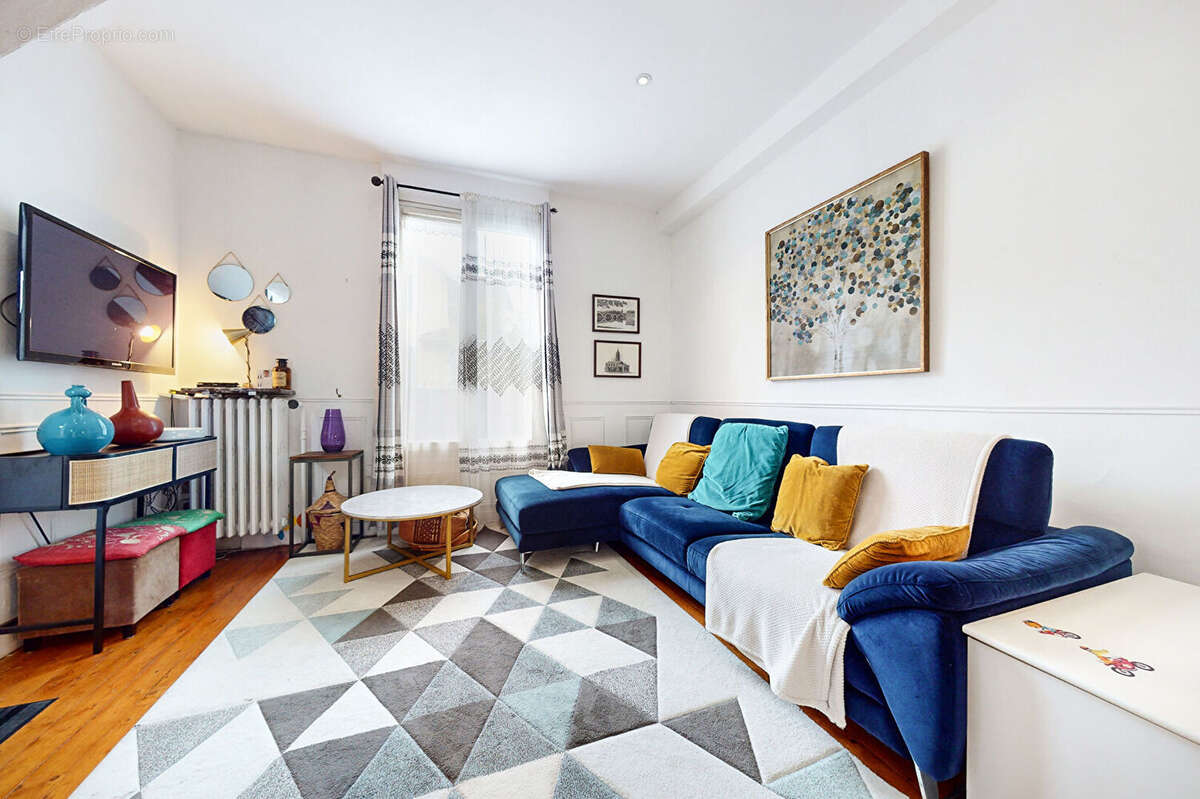 Maison à SARTROUVILLE