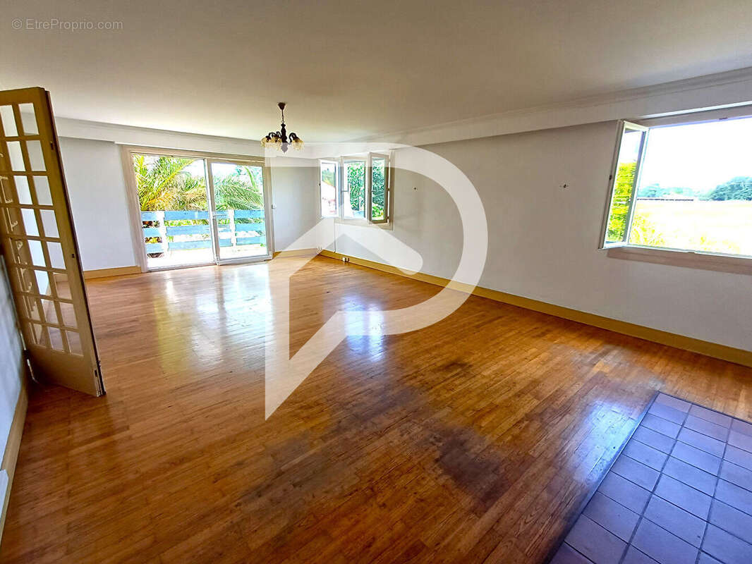 Maison PEYREHORADE 8 pièces 210m² - photo 2