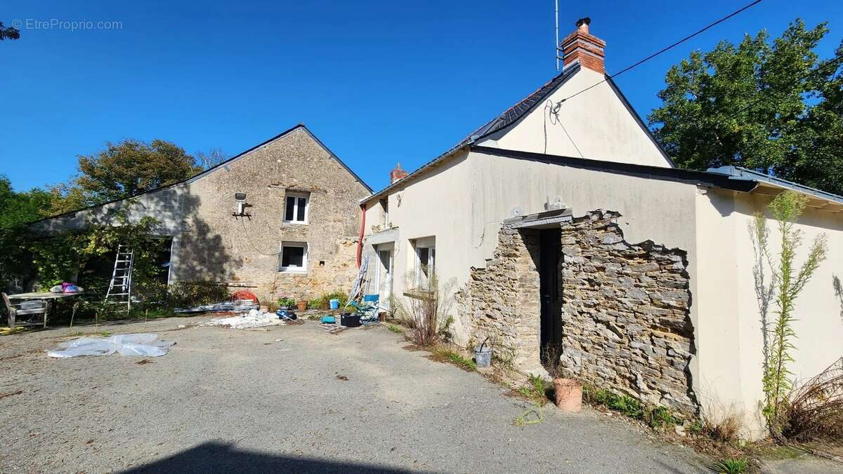 Maison à BOUVRON