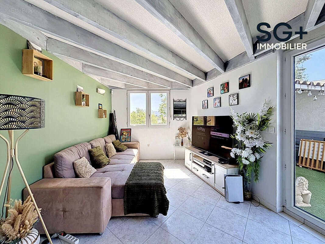 Appartement à MARSEILLE-12E