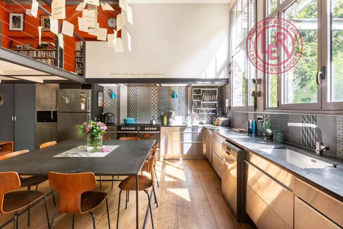Maison à PARIS-19E