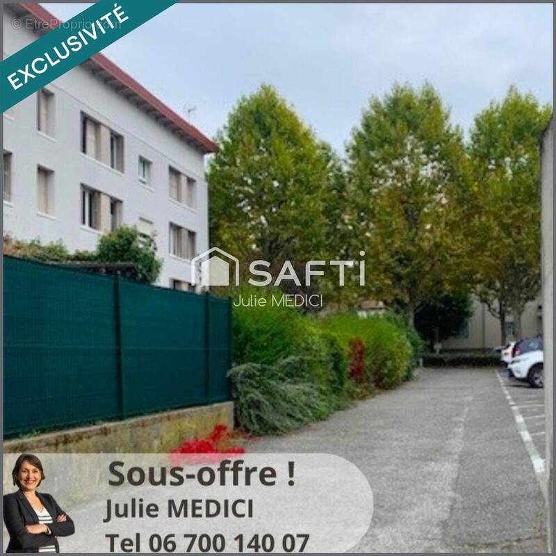 Photo 1 - Parking à ANNECY