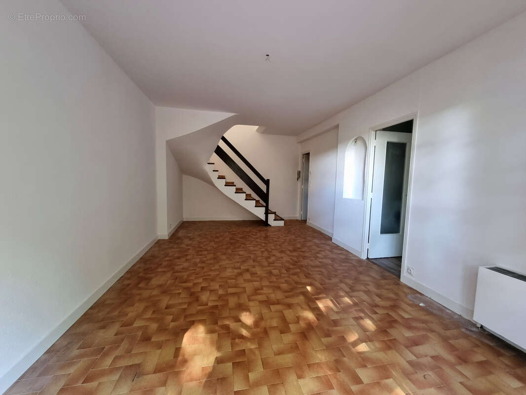 Maison à VILLENEUVE-LOUBET