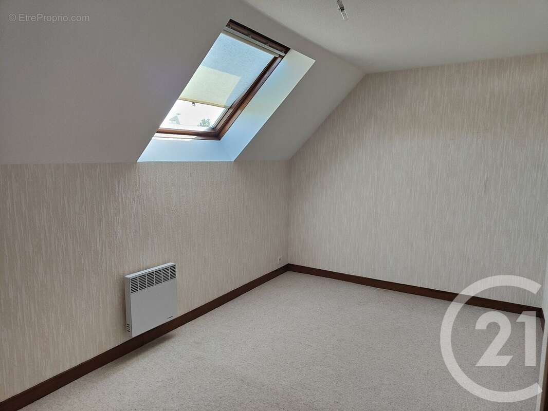 Maison à COSNE-COURS-SUR-LOIRE