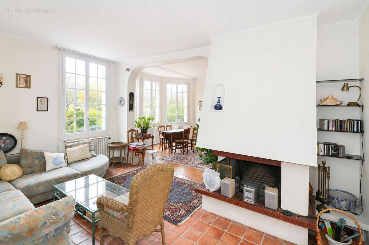 Maison Antony 8 pièce(s) 165.78 m2 avec beaucoup de charme - photo 7