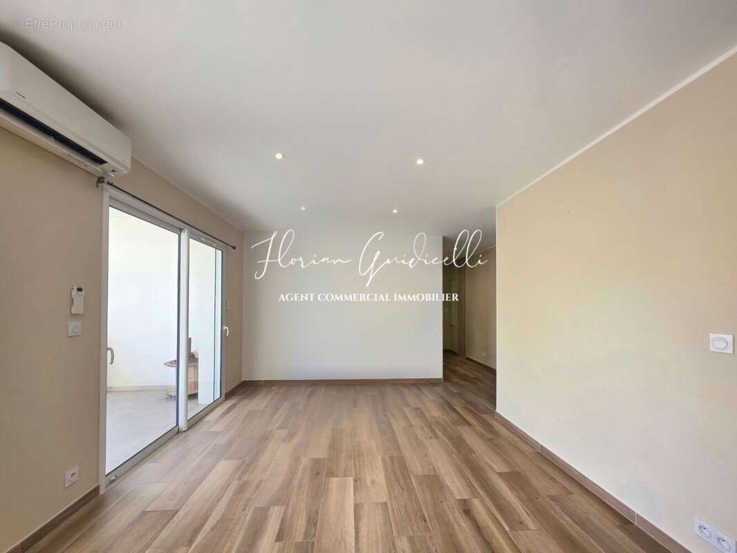 Appartement à SANTA-LUCIA-DI-MORIANI