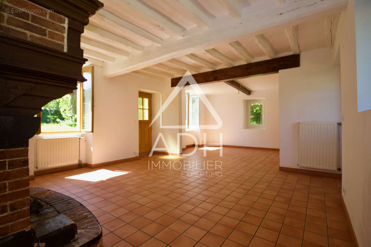 Maison à MAUREPAS