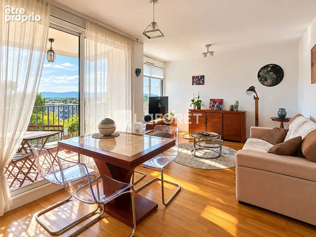 Appartement à CALUIRE-ET-CUIRE