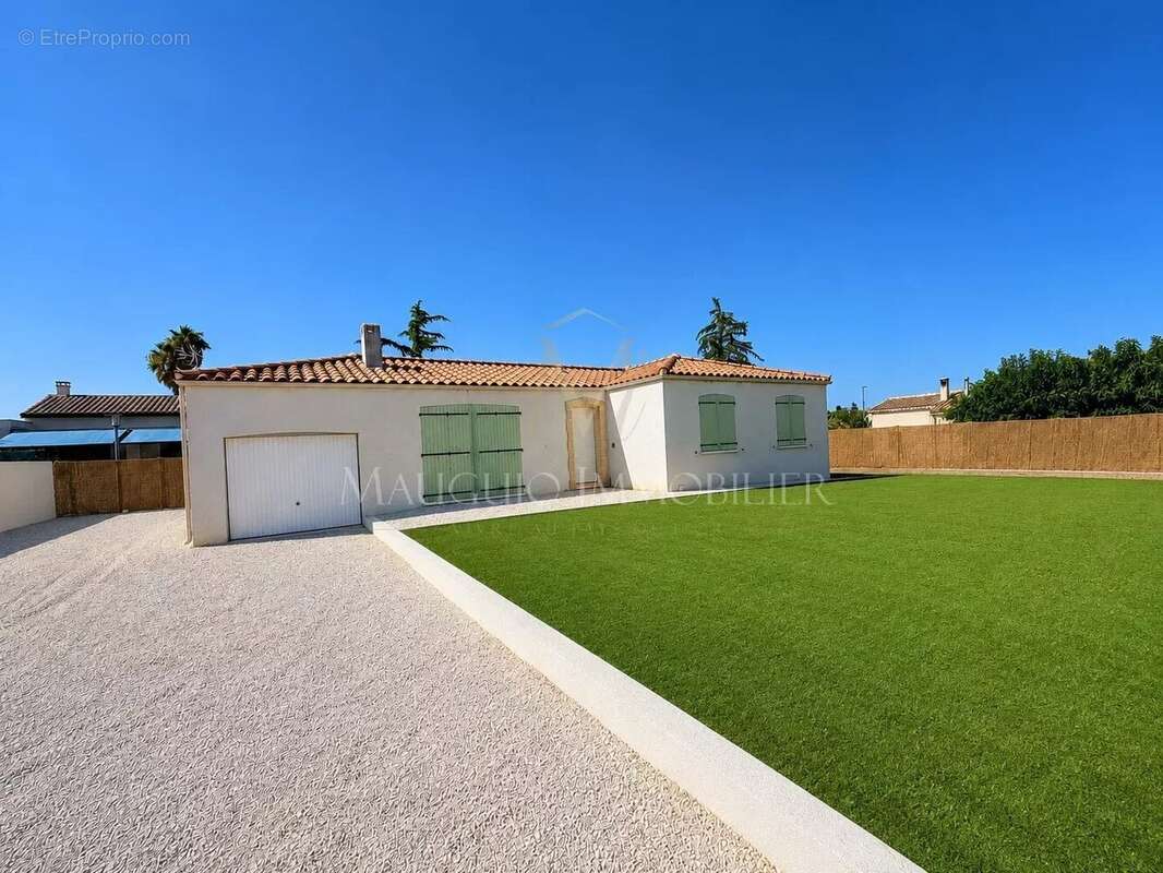 Villa F4 de plain-pied sur 670m² de terrain à 2 minutes de Lansargues - photo 2