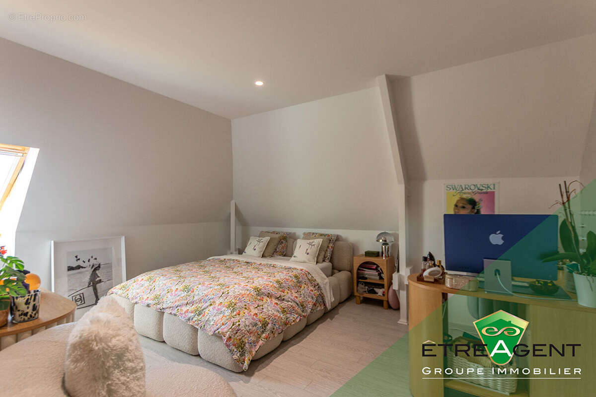 Maison SAINT AUBIN D'ÉCROSVILLE - 379 m² - 5 chambres - photo 11
