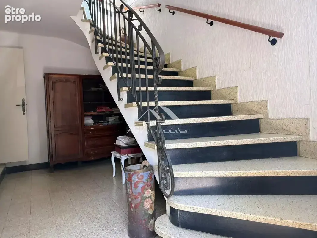 Alès - Maison au calme avec garage - photo 11