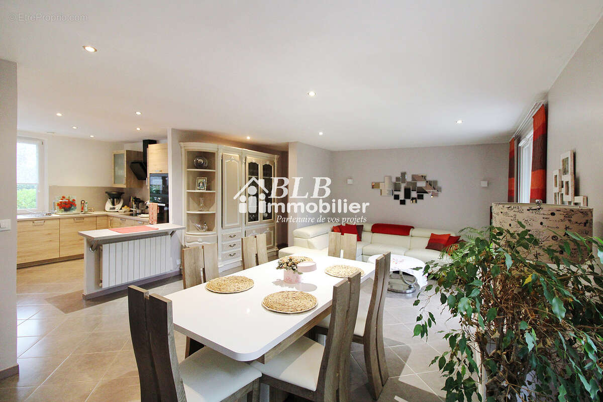 Maison à MONTFORT-L'AMAURY