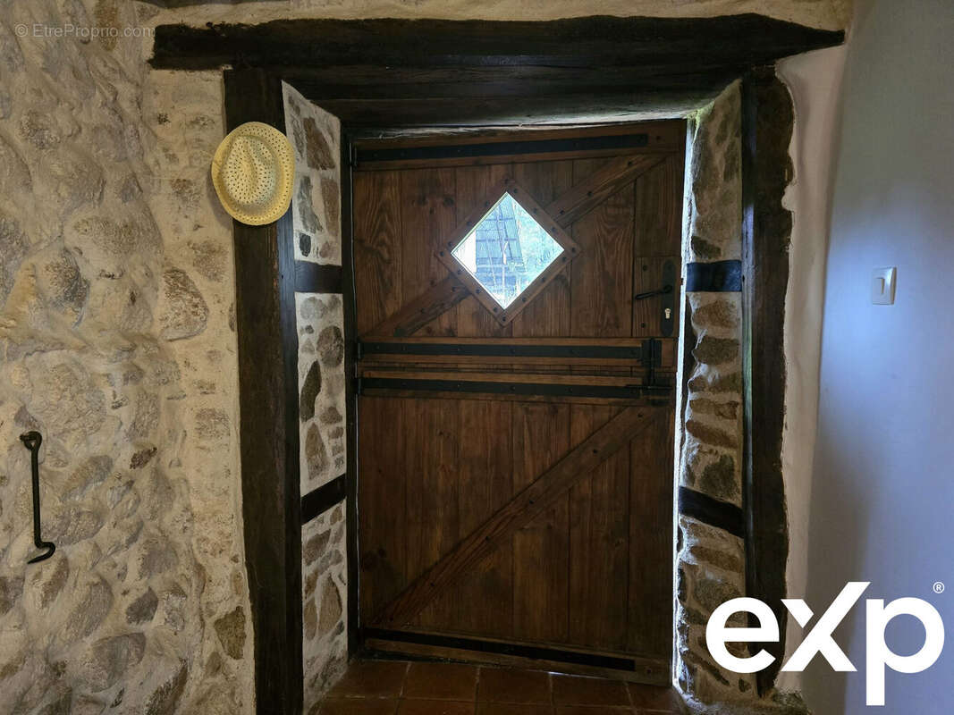 Maison à MAISONNAIS-SUR-TARDOIRE