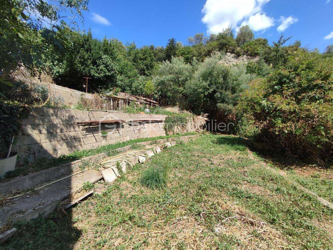 Appartement à LAMALOU-LES-BAINS