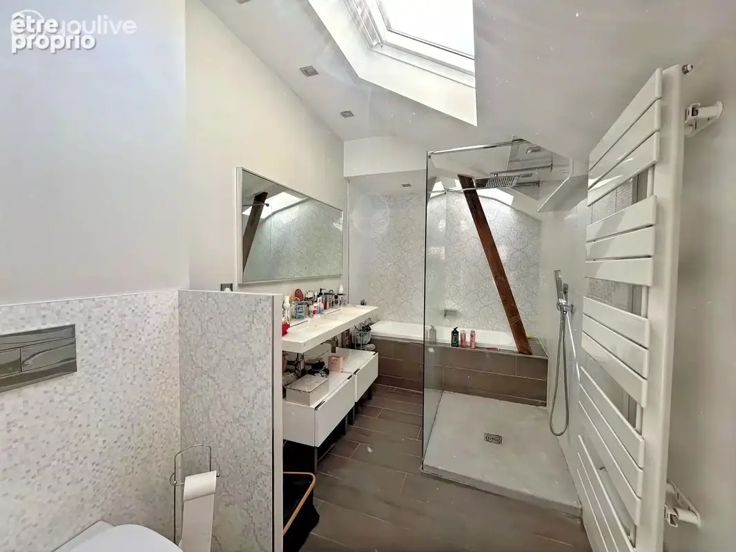 Maison bourgeoise avec terrasse et parking - photo 15