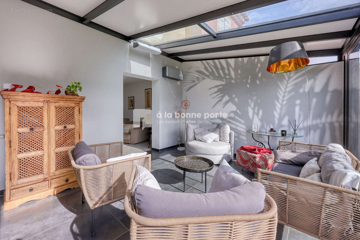 Maison à LA CADIERE-D'AZUR