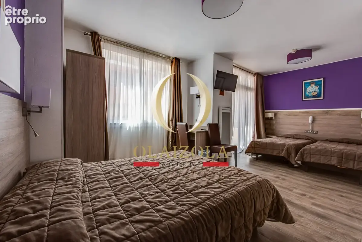 Lourdes - immeuble d'hotel : 2760m2 - 96 chambres - photo 13