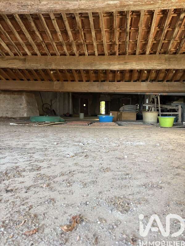 Photo 6 - Parking à MARAUSSAN