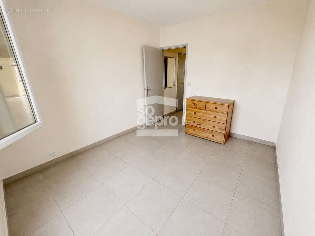 Réf : 2306 : Vente Grand Appartement 2 Pièces, secteur Centre Port au Cap d'Agde ! - photo 7