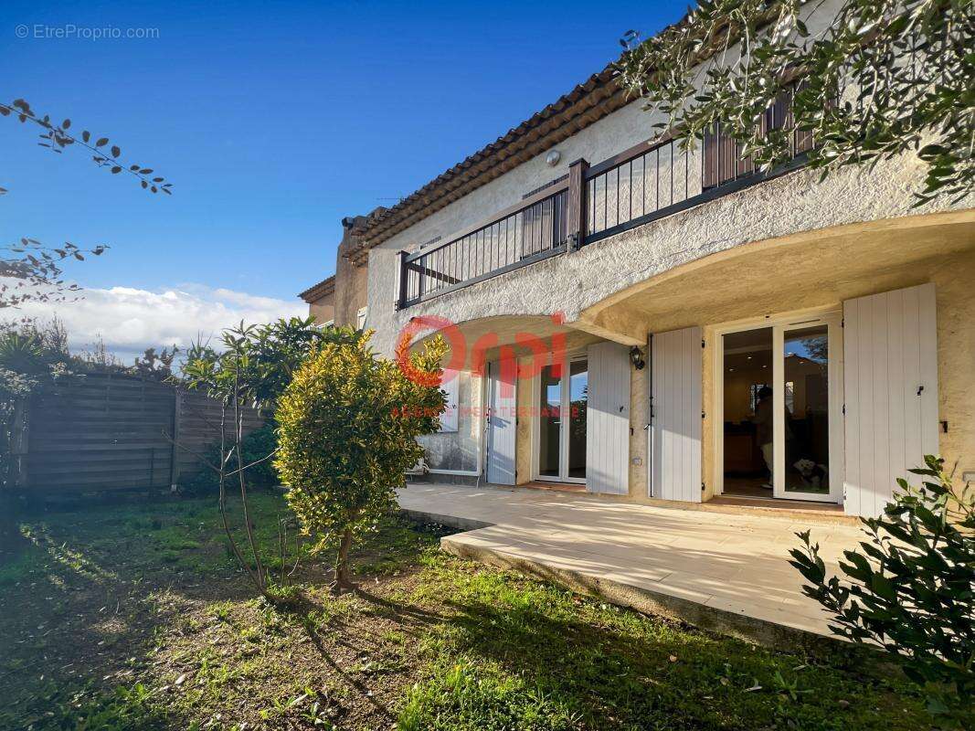 Appartement à PLAN-DE-LA-TOUR