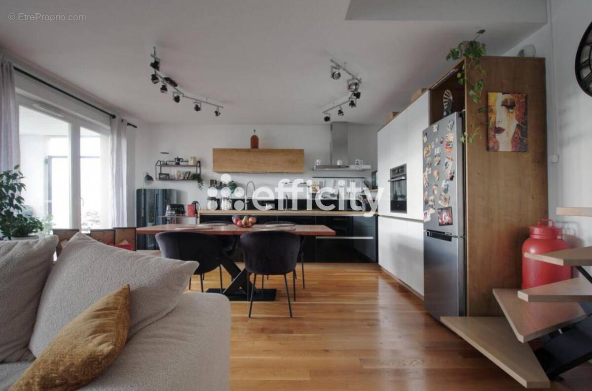 Appartement à CHELLES