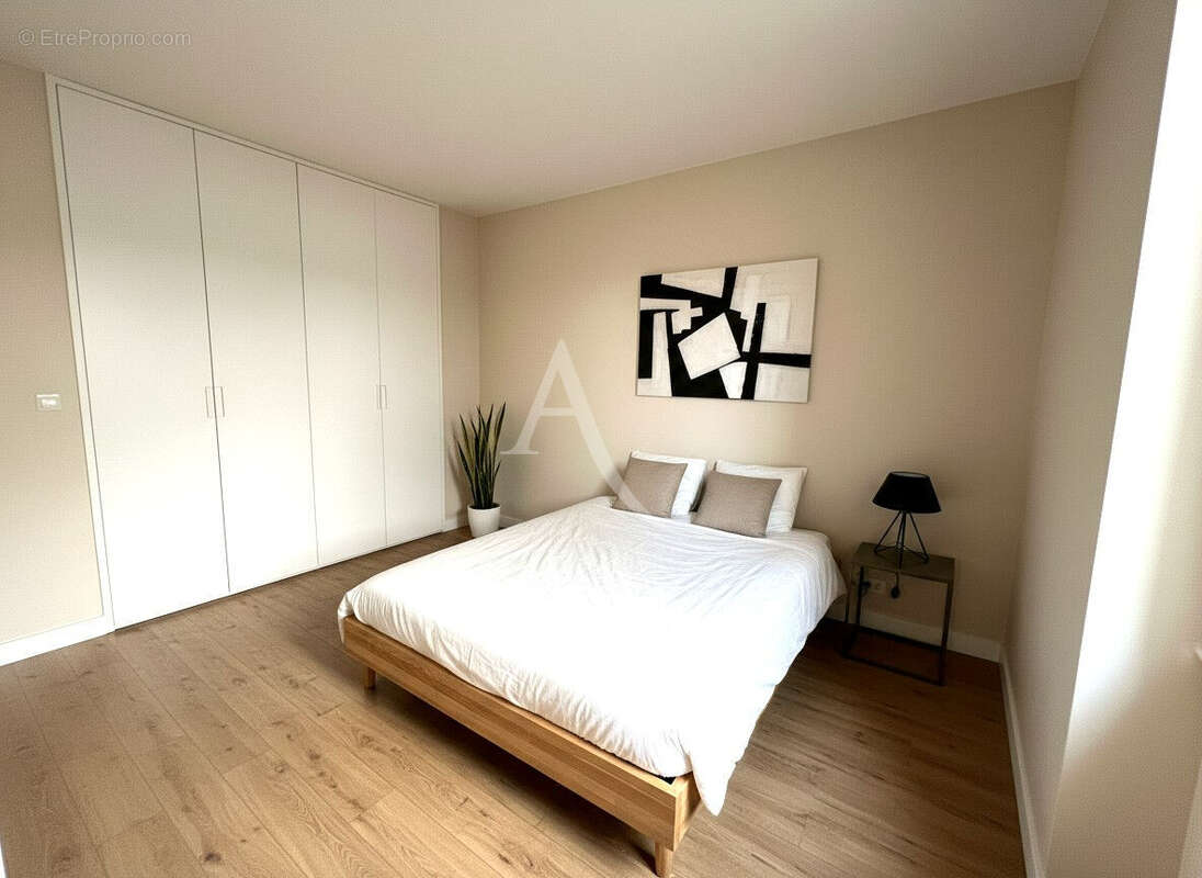 Appartement à VENCE