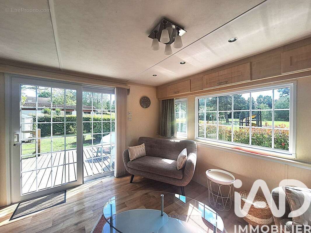 Maison 38 m² à Verdelot  - photo 3