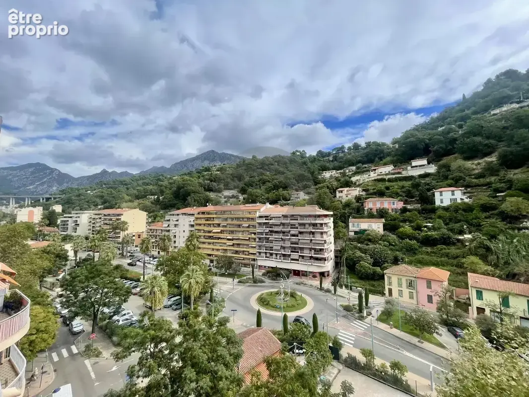 Menton mi-careï Studio 29m² terrasse 23m² cave - photo 2