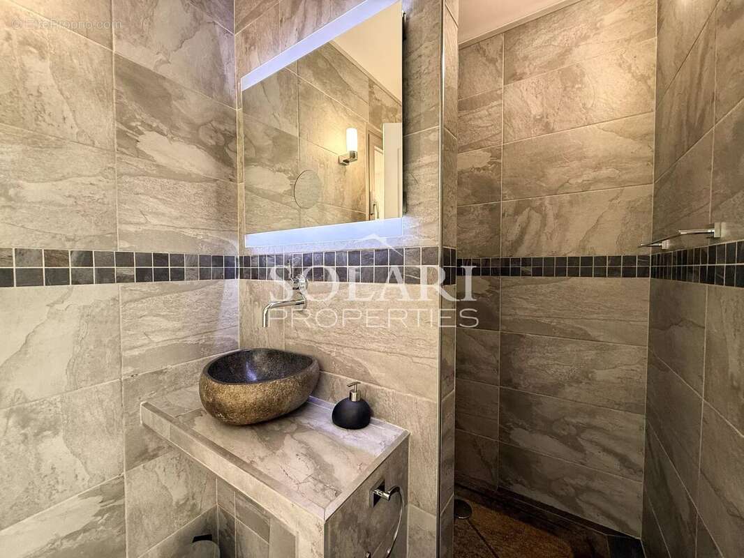 Maison à MANDELIEU-LA-NAPOULE