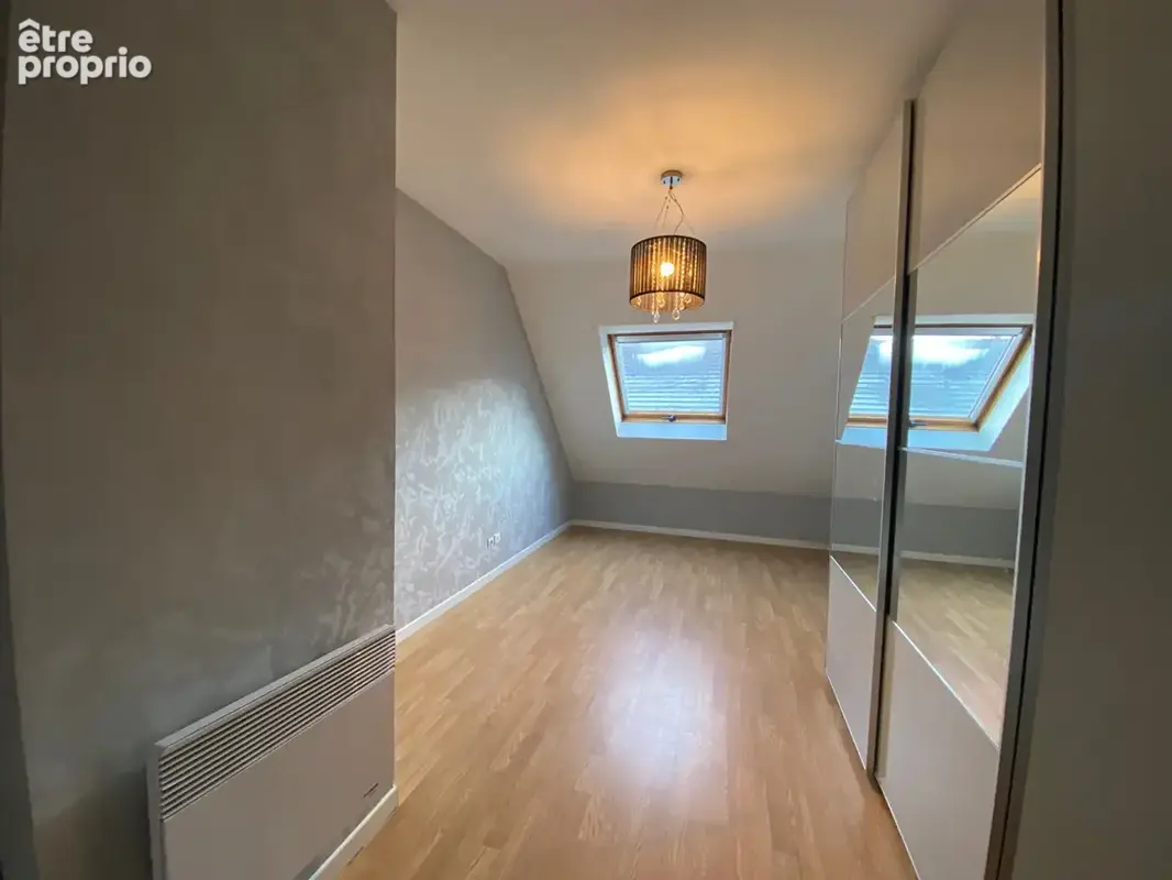 Baisse de prix : maison individuelle avec terrasse et jardin - photo 10