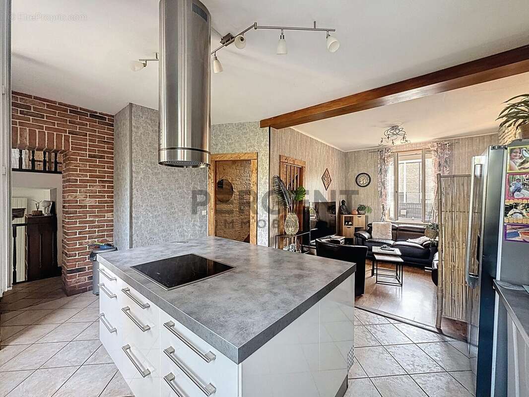 Maison à CHARLEVILLE-MEZIERES