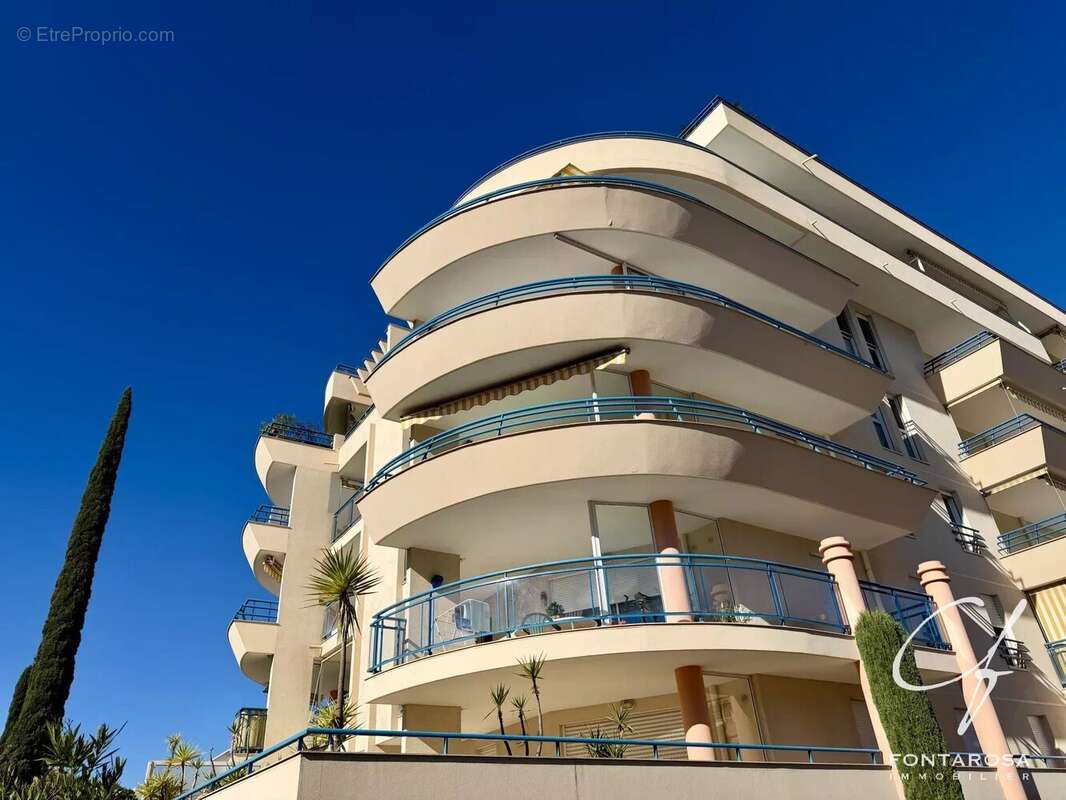 Appartement à FREJUS