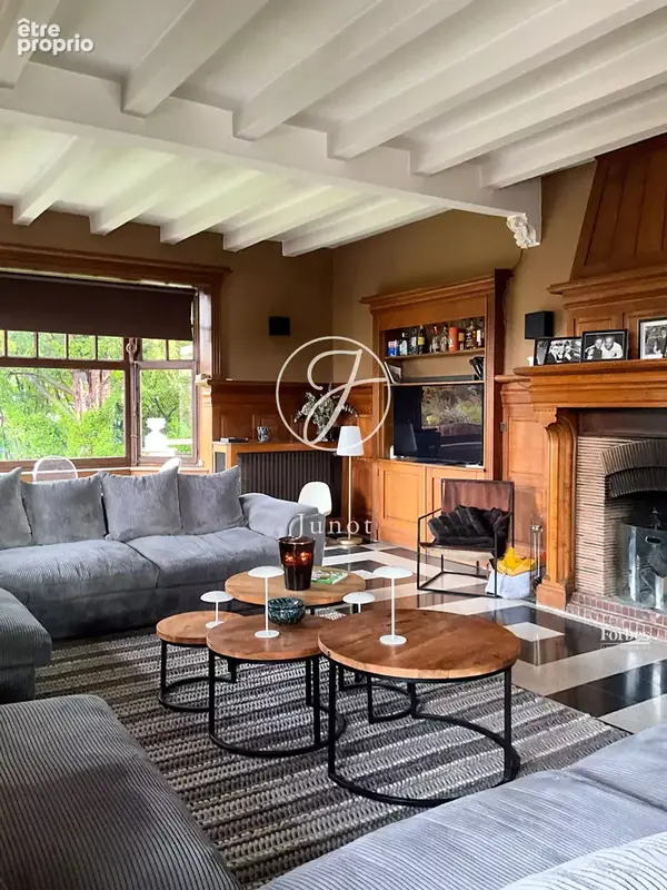 Mont d’Halluin - Demeure anglo-normande à vendre - 310 m2 - 8 pièces - Jardin - Stationnements - Sous-sol - photo 14