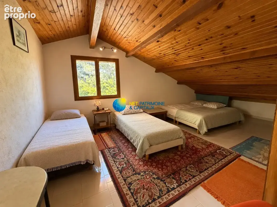 Maison 9 pièces 205 m² à vendre à Simiane-Collongue (13109) - photo 8