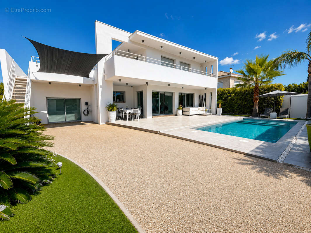 Maison à PEROLS