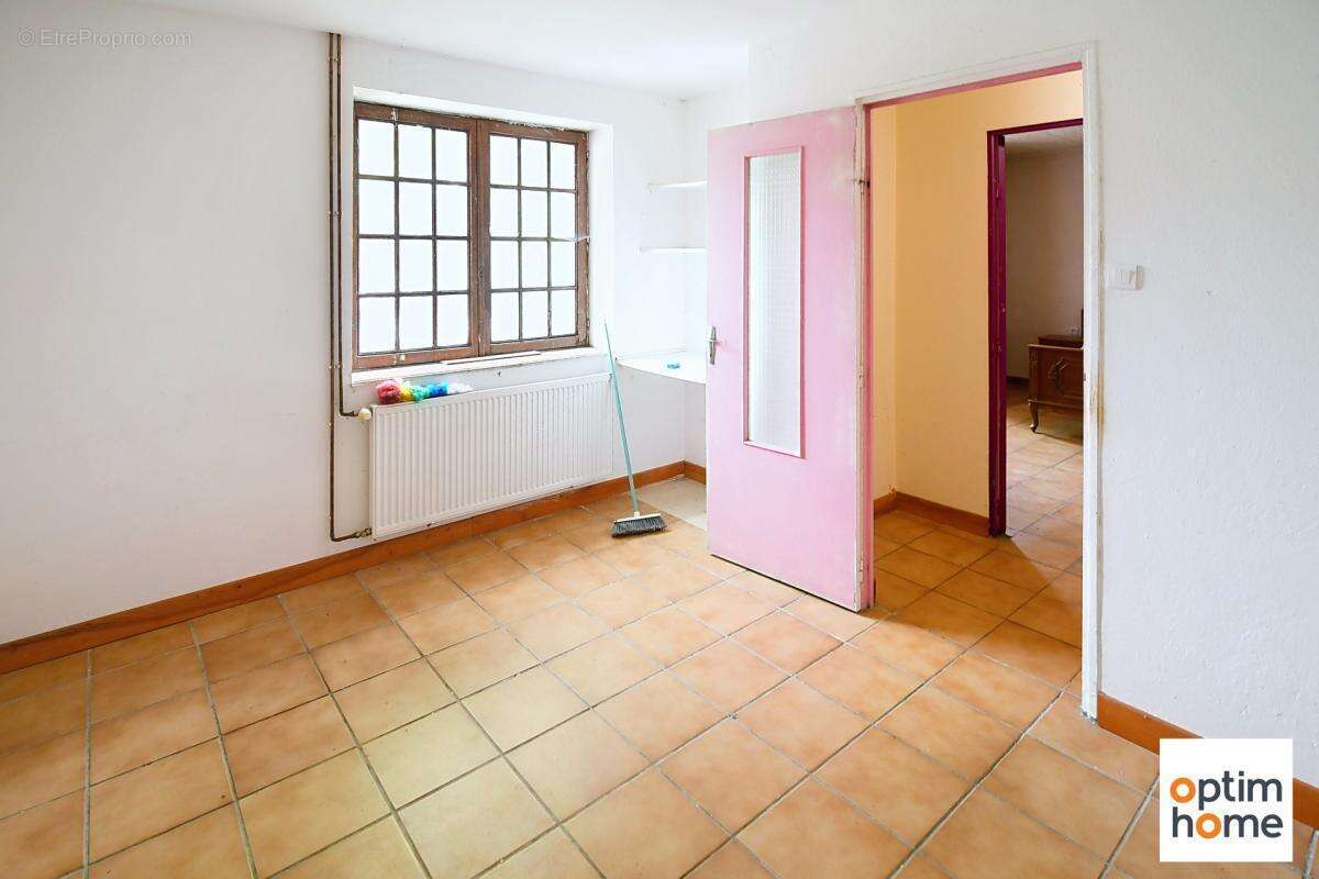 Maison de village 150m2 - 4 chambres - garage - terrain 356m2 - photo 17