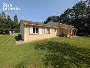 Maison à SAINTE-FOY-DE-PEYROLIERES