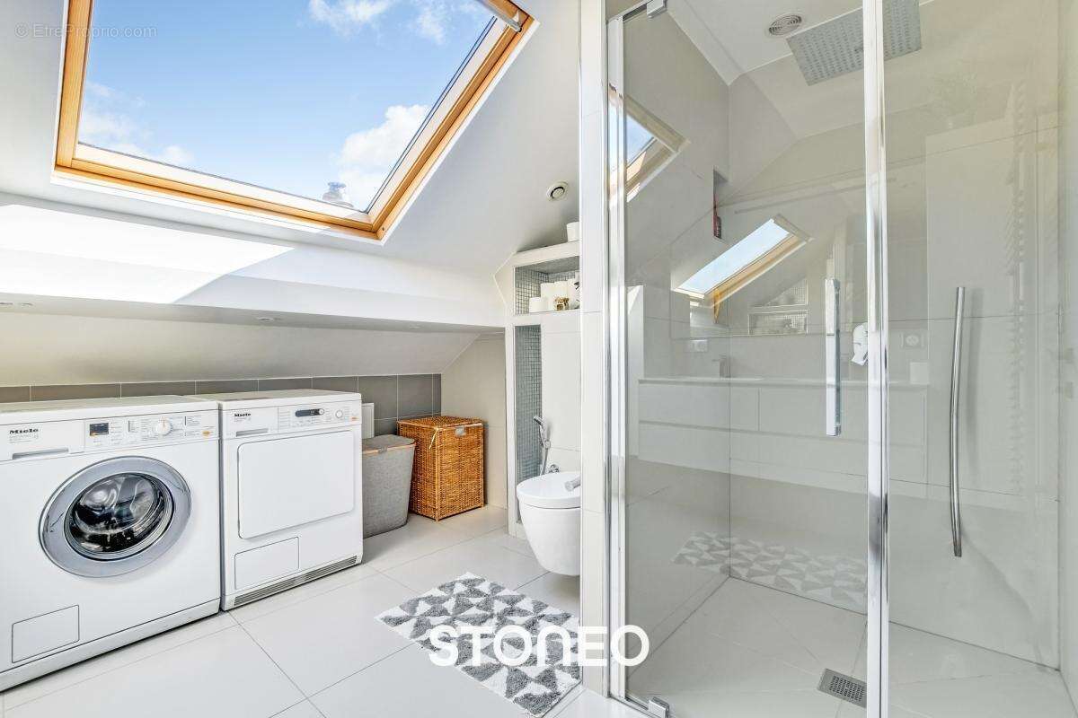 Maison à LE PLESSIS-ROBINSON