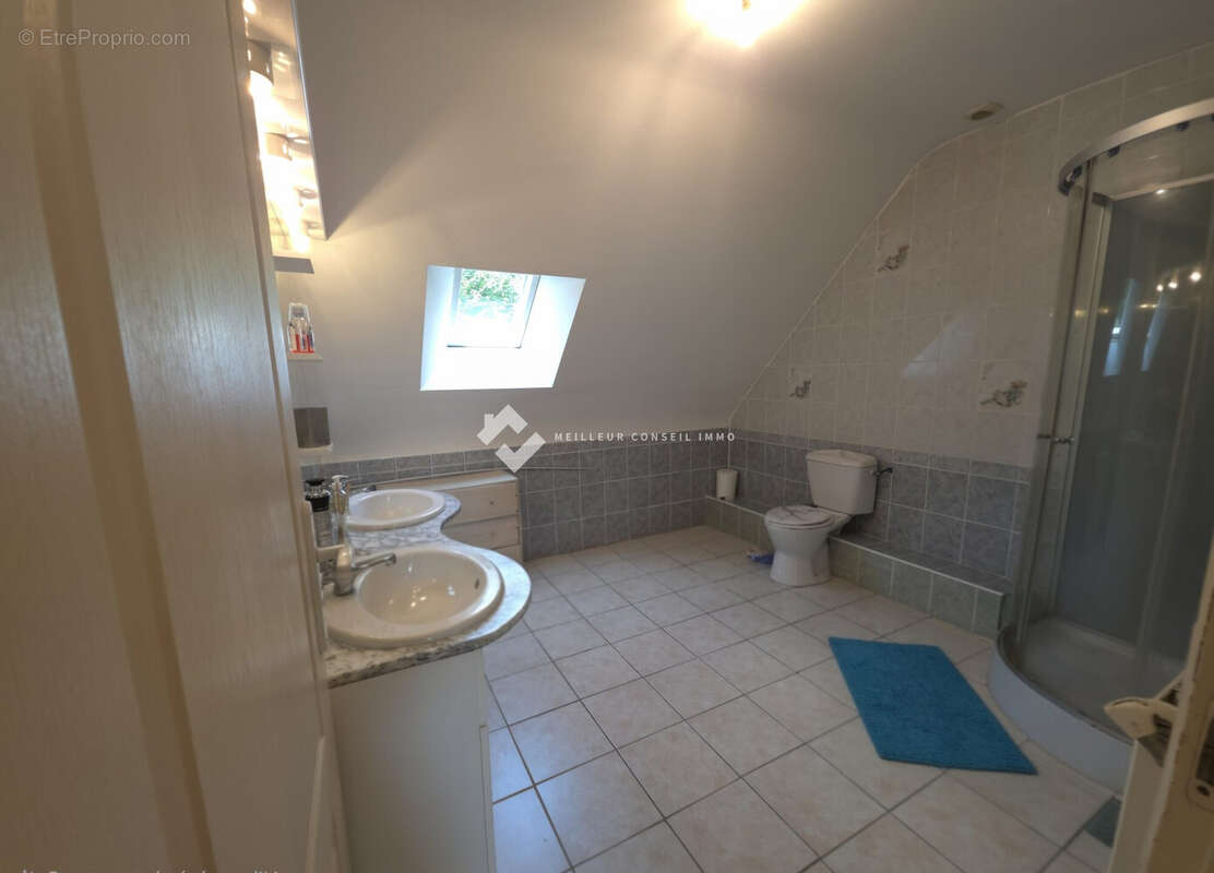 Maison 167 m² à Collinee  - photo 8