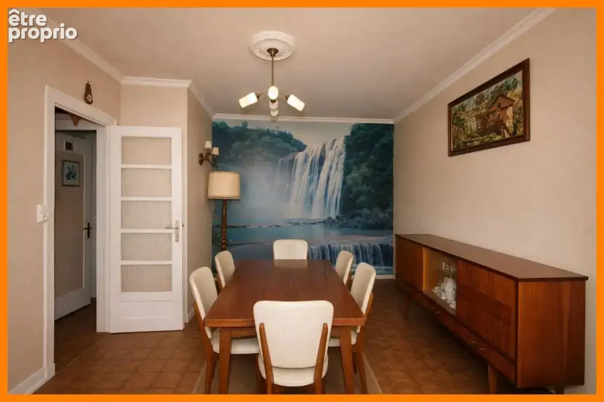 Maison 139 m² à Montluel  - photo 4