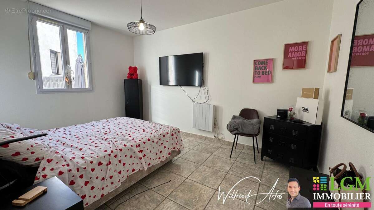 Maison à GALLARGUES-LE-MONTUEUX