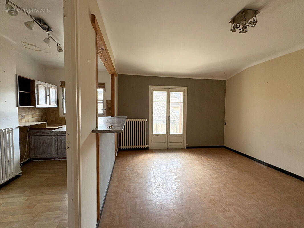 Appartement à CARCASSONNE