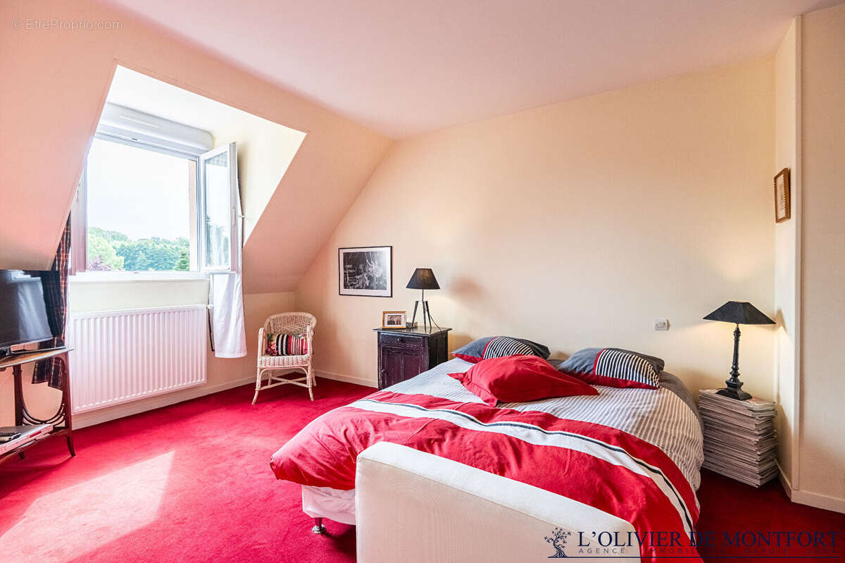 Maison à MONTFORT-L'AMAURY