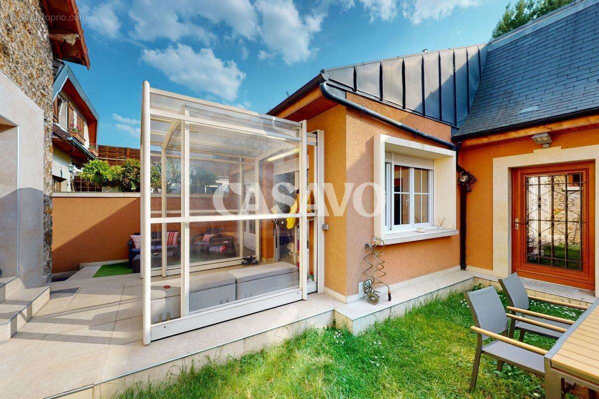 Vente Maison 8 pièces de 200m² - 92240 Malakoff - photo 4