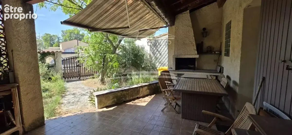 Maison 6 pièces 137 m² à vendre à Avignon (84140) - photo 2