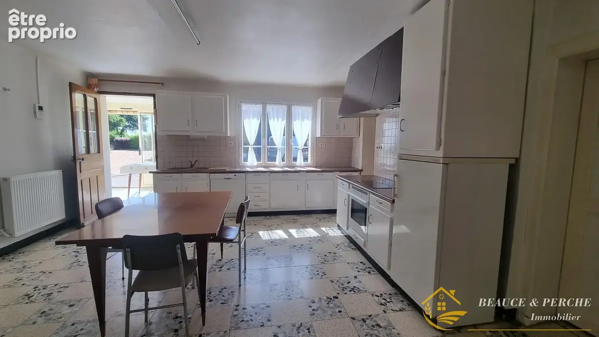 Maison 5 pièces 91 m² à vendre à Yevres (28160) - photo 4
